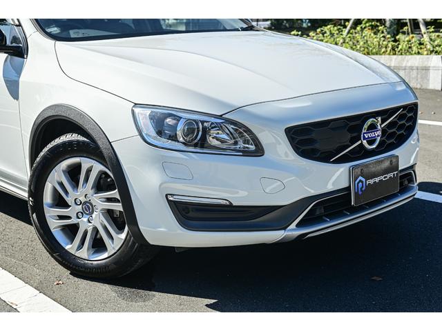Ｖ６０ クロスカントリー　Ｄ４　ＳＥ　純正ナビ・ＴＶ・フルレザーシート・パワーシート・メモリーシート（12枚目）
