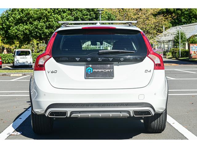 Ｖ６０ クロスカントリー　Ｄ４　ＳＥ　純正ナビ・ＴＶ・フルレザーシート・パワーシート・メモリーシート（21枚目）