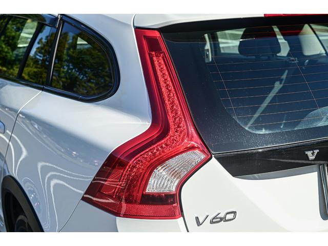Ｖ６０ クロスカントリー　Ｄ４　ＳＥ　純正ナビ・ＴＶ・フルレザーシート・パワーシート・メモリーシート（23枚目）