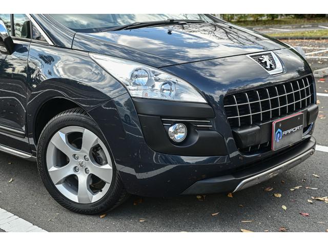 ３００８ プレミアム　ワンオーナー・パワーシート・純正ナビ・純正アルミホイール・エアバック（11枚目）