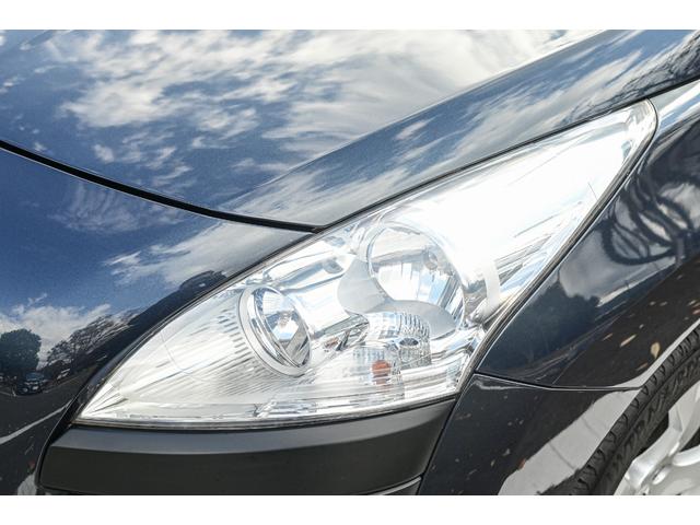 ３００８ プレミアム　ワンオーナー・パワーシート・純正ナビ・純正アルミホイール・エアバック（18枚目）