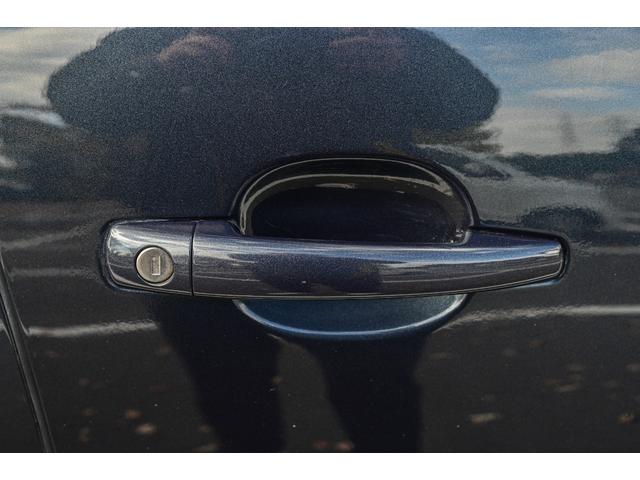 ３００８ プレミアム　ワンオーナー・パワーシート・純正ナビ・純正アルミホイール・エアバック（20枚目）