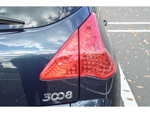 ３００８ プレミアム　ワンオーナー・パワーシート・純正ナビ・純正アルミホイール・エアバック（26枚目）