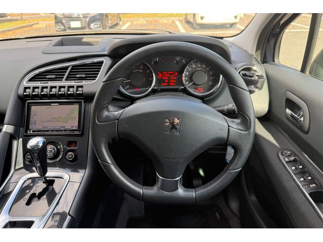 ３００８ プレミアム　ワンオーナー・パワーシート・純正ナビ・純正アルミホイール・エアバック（43枚目）