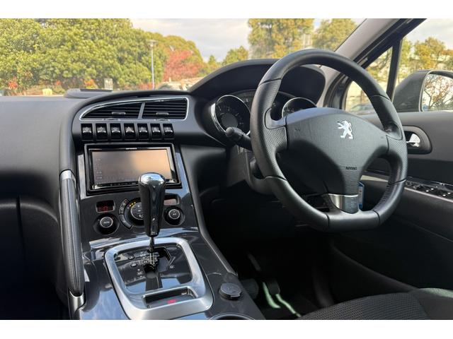 ３００８ プレミアム　ワンオーナー・パワーシート・純正ナビ・純正アルミホイール・エアバック（44枚目）