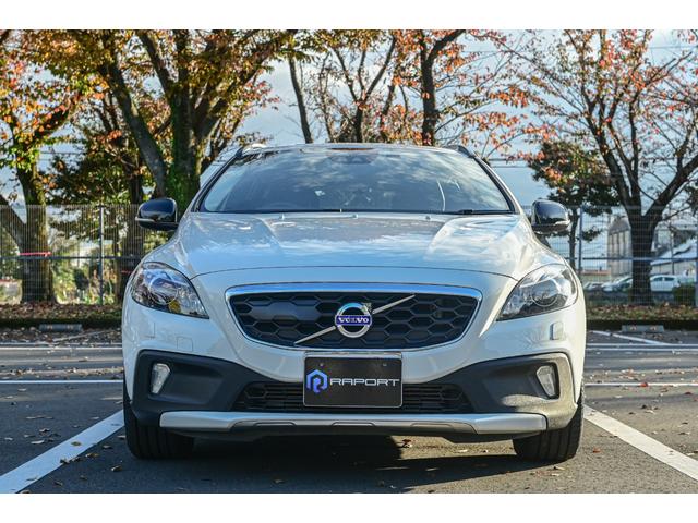 Ｖ４０ クロスカントリー　Ｄ４　ＳＥ　ワンオーナー　車検Ｒ９／０６まで　純正ナビ　ＤＴＶ　バックカメラ　ブラックレザー　シートヒーター　インテリセーフ　ＥＴＣ　ドラレコ　スペアキーあり（7枚目）