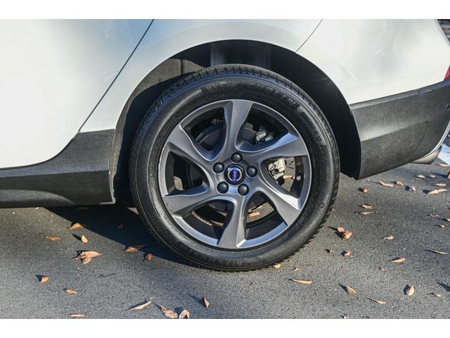 Ｖ４０ クロスカントリー　Ｄ４　ＳＥ　ワンオーナー　車検Ｒ９／０６まで　純正ナビ　ＤＴＶ　バックカメラ　ブラックレザー　シートヒーター　インテリセーフ　ＥＴＣ　ドラレコ　スペアキーあり（17枚目）