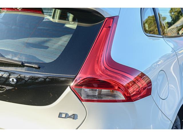 Ｖ４０ クロスカントリー　Ｄ４　ＳＥ　ワンオーナー　車検Ｒ９／０６まで　純正ナビ　ＤＴＶ　バックカメラ　ブラックレザー　シートヒーター　インテリセーフ　ＥＴＣ　ドラレコ　スペアキーあり（29枚目）