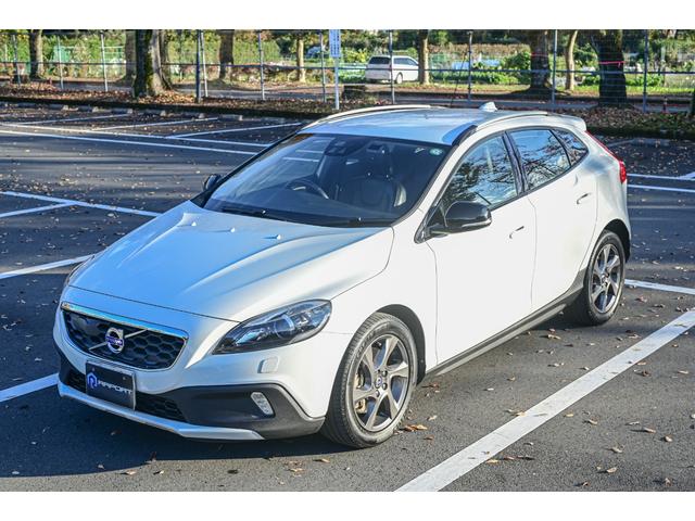 Ｖ４０ クロスカントリー　Ｄ４　ＳＥ　ワンオーナー　車検Ｒ９／０６まで　純正ナビ　ＤＴＶ　バックカメラ　ブラックレザー　シートヒーター　インテリセーフ　ＥＴＣ　ドラレコ　スペアキーあり（33枚目）