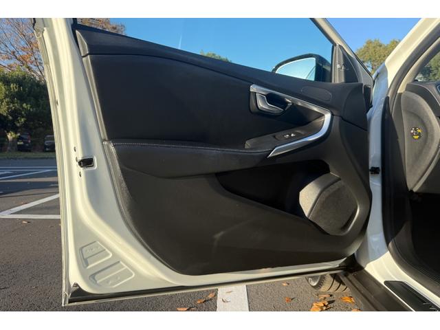 Ｖ４０ クロスカントリー　Ｄ４　ＳＥ　ワンオーナー　車検Ｒ９／０６まで　純正ナビ　ＤＴＶ　バックカメラ　ブラックレザー　シートヒーター　インテリセーフ　ＥＴＣ　ドラレコ　スペアキーあり（36枚目）