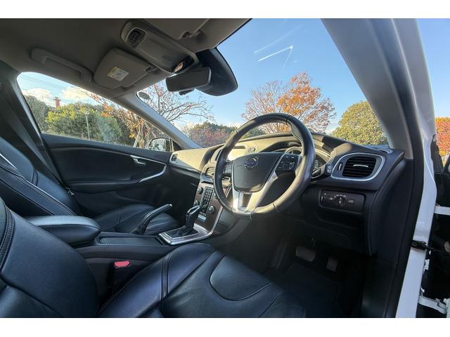 Ｖ４０ クロスカントリー　Ｄ４　ＳＥ　ワンオーナー　車検Ｒ９／０６まで　純正ナビ　ＤＴＶ　バックカメラ　ブラックレザー　シートヒーター　インテリセーフ　ＥＴＣ　ドラレコ　スペアキーあり（41枚目）