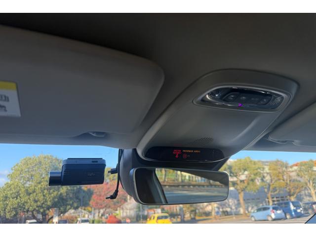 Ｖ４０ クロスカントリー　Ｄ４　ＳＥ　ワンオーナー　車検Ｒ９／０６まで　純正ナビ　ＤＴＶ　バックカメラ　ブラックレザー　シートヒーター　インテリセーフ　ＥＴＣ　ドラレコ　スペアキーあり（53枚目）