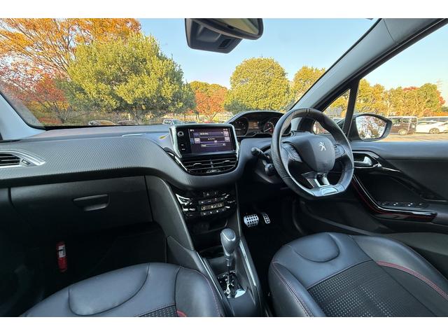 208 GTライン アイスエディション 240台限定特別仕様車 合皮ハーフシート ETC エアバック フロントリアフォグランプ 17インチAW ブレーキアシスト(45枚目)