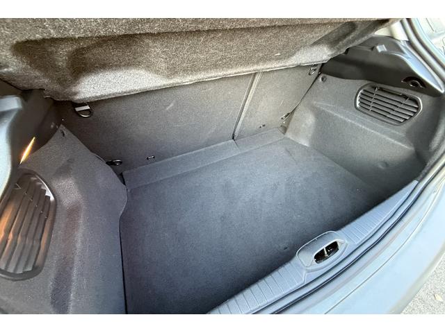 208 GTライン アイスエディション 240台限定特別仕様車 合皮ハーフシート ETC エアバック フロントリアフォグランプ 17インチAW ブレーキアシスト(53枚目)