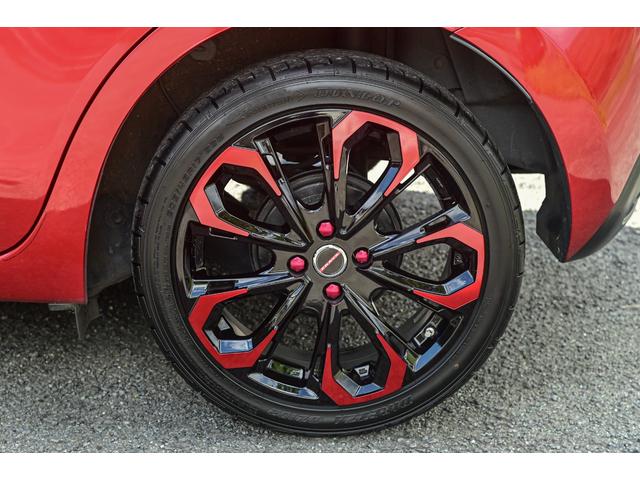 デミオ フロントフォグ ABS トラクションコントロール 盗難防止装置 純正ナビ 純正TV 純正アルミホイール UVカットガラス スマートキー 運転席エアバック 助手席エアバック サイドエアバック(17枚目)