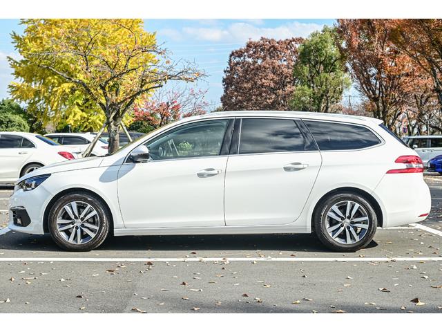 ３０８ ＳＷ　アリュール　ブルーＨＤｉ　車検Ｒ９／０５まで！！スペアキー有　ドラレコ　ＥＴＣ　ＬＥＤヘッドライト　全方位モニター　アクティブセーフティブレーキ　インテリジェントハイビーム（13枚目）