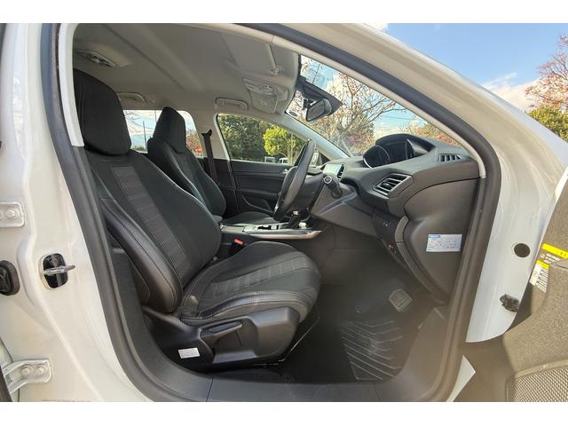 ３０８ ＳＷ　アリュール　ブルーＨＤｉ　車検Ｒ９／０５まで！！スペアキー有　ドラレコ　ＥＴＣ　ＬＥＤヘッドライト　全方位モニター　アクティブセーフティブレーキ　インテリジェントハイビーム（35枚目）