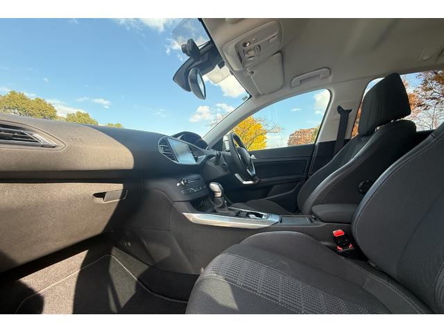 ３０８ ＳＷ　アリュール　ブルーＨＤｉ　車検Ｒ９／０５まで！！スペアキー有　ドラレコ　ＥＴＣ　ＬＥＤヘッドライト　全方位モニター　アクティブセーフティブレーキ　インテリジェントハイビーム（38枚目）