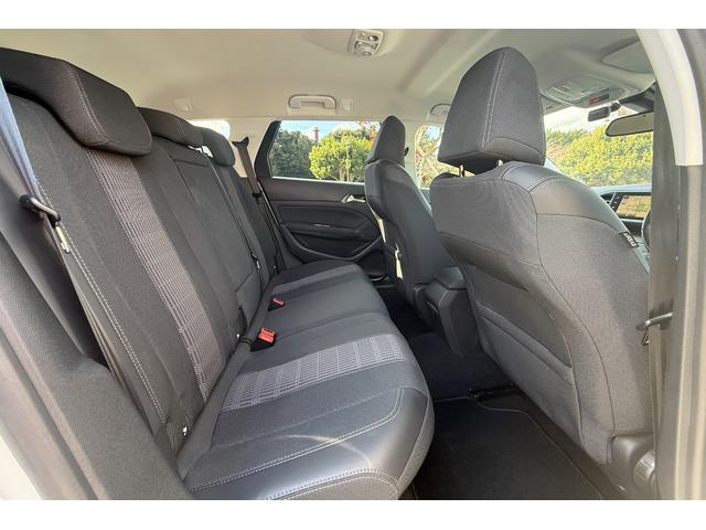 ３０８ ＳＷ　アリュール　ブルーＨＤｉ　車検Ｒ９／０５まで！！スペアキー有　ドラレコ　ＥＴＣ　ＬＥＤヘッドライト　全方位モニター　アクティブセーフティブレーキ　インテリジェントハイビーム（40枚目）