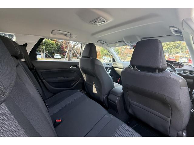 ３０８ ＳＷ　アリュール　ブルーＨＤｉ　車検Ｒ９／０５まで！！スペアキー有　ドラレコ　ＥＴＣ　ＬＥＤヘッドライト　全方位モニター　アクティブセーフティブレーキ　インテリジェントハイビーム（41枚目）