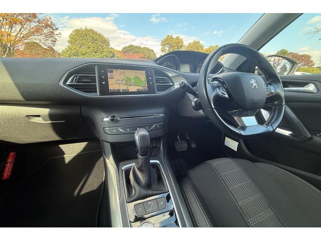 ３０８ ＳＷ　アリュール　ブルーＨＤｉ　車検Ｒ９／０５まで！！スペアキー有　ドラレコ　ＥＴＣ　ＬＥＤヘッドライト　全方位モニター　アクティブセーフティブレーキ　インテリジェントハイビーム（45枚目）