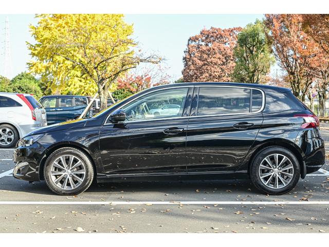 ３０８ アリュール　ブルーＨＤｉ　車検２年付　アリュール　ブルーＨＤｉプッシュスタート　ドラレコ　ＥＴＣ　パドルシフト　純正ＡＷ　ルーフレール　ディーゼル車（13枚目）