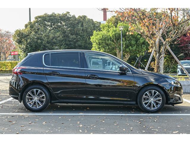 ３０８ アリュール　ブルーＨＤｉ　車検２年付　アリュール　ブルーＨＤｉプッシュスタート　ドラレコ　ＥＴＣ　パドルシフト　純正ＡＷ　ルーフレール　ディーゼル車（14枚目）