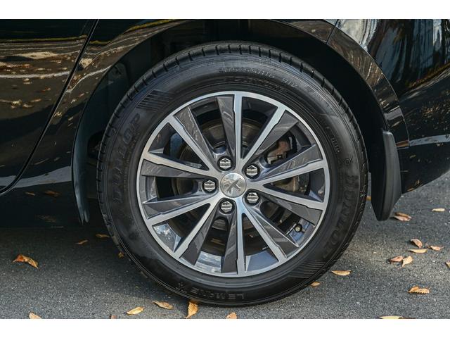 ３０８ アリュール　ブルーＨＤｉ　車検２年付　アリュール　ブルーＨＤｉプッシュスタート　ドラレコ　ＥＴＣ　パドルシフト　純正ＡＷ　ルーフレール　ディーゼル車（18枚目）