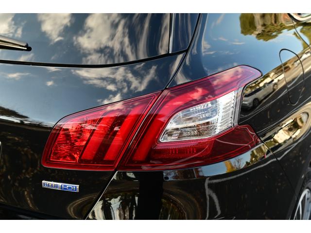 ３０８ アリュール　ブルーＨＤｉ　車検２年付　アリュール　ブルーＨＤｉプッシュスタート　ドラレコ　ＥＴＣ　パドルシフト　純正ＡＷ　ルーフレール　ディーゼル車（28枚目）