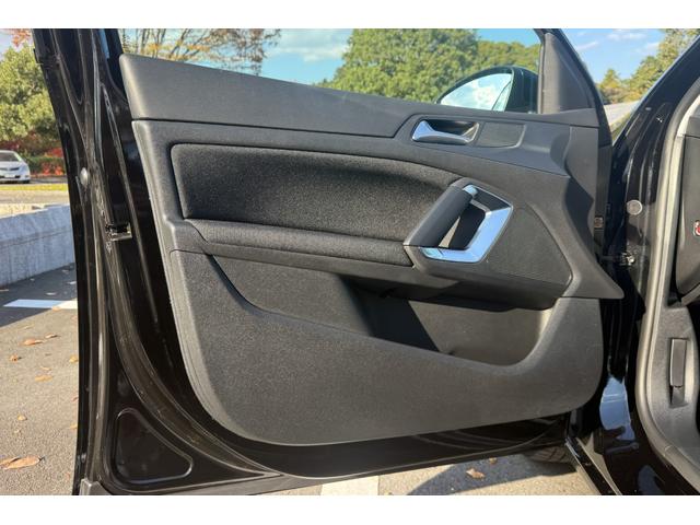 ３０８ アリュール　ブルーＨＤｉ　車検２年付　アリュール　ブルーＨＤｉプッシュスタート　ドラレコ　ＥＴＣ　パドルシフト　純正ＡＷ　ルーフレール　ディーゼル車（38枚目）