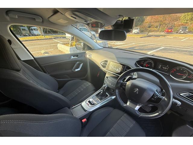 ３０８ アリュール　ブルーＨＤｉ　車検２年付　アリュール　ブルーＨＤｉプッシュスタート　ドラレコ　ＥＴＣ　パドルシフト　純正ＡＷ　ルーフレール　ディーゼル車（44枚目）