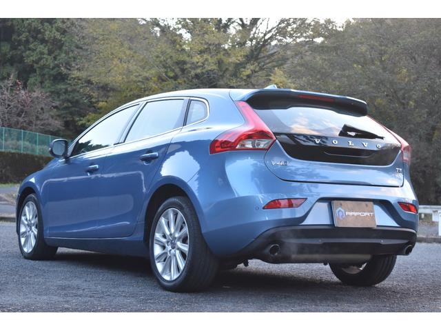 Ｖ４０ Ｔ３　ＳＥ　走行２．８万ｋｍ　運転席助手席エアバック　ＡＢＳ　スポーツモード付きＥＣＳ　トラクションコントロール　盗難防止装置　前席パワーシート　クルーズコントロール　純正ホイール（12枚目）