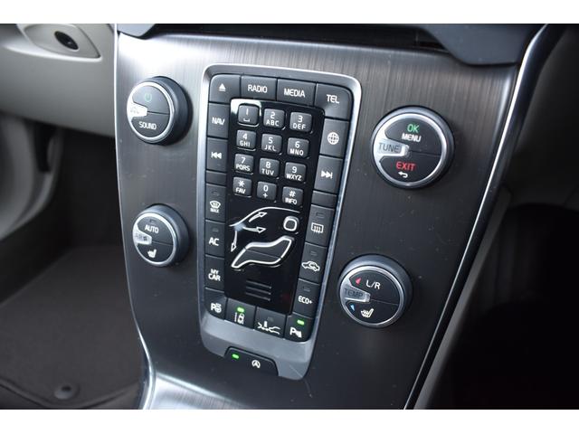 Ｖ４０ Ｔ３　ＳＥ　走行２．８万ｋｍ　運転席助手席エアバック　ＡＢＳ　スポーツモード付きＥＣＳ　トラクションコントロール　盗難防止装置　前席パワーシート　クルーズコントロール　純正ホイール（49枚目）