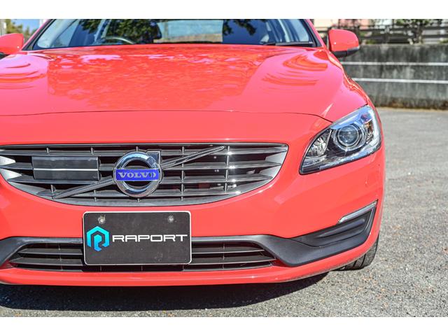 V60 D4 SE 純正ブラックレザーシート 前席パワーシート 前席シートヒーター ACC レーンキープ 衝突警報装置 純正ナビ バックカメラ ETC付き リアエンターテイメント ABS 盗難防止装置 車検R9/5まで(8枚目)