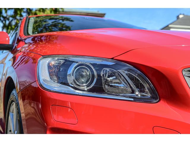 V60 D4 SE 純正ブラックレザーシート 前席パワーシート 前席シートヒーター ACC レーンキープ 衝突警報装置 純正ナビ バックカメラ ETC付き リアエンターテイメント ABS 盗難防止装置 車検R9/5まで(11枚目)