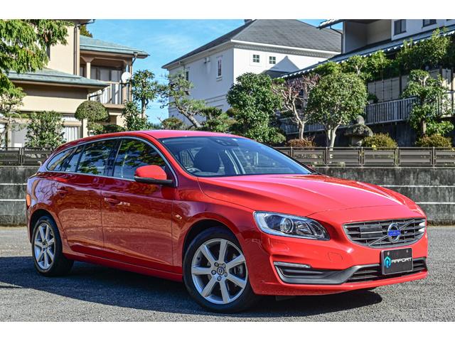 V60 D4 SE 純正ブラックレザーシート 前席パワーシート 前席シートヒーター ACC レーンキープ 衝突警報装置 純正ナビ バックカメラ ETC付き リアエンターテイメント ABS 盗難防止装置 車検R9/5まで(12枚目)
