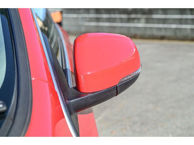 V60 D4 SE 純正ブラックレザーシート 前席パワーシート 前席シートヒーター ACC レーンキープ 衝突警報装置 純正ナビ バックカメラ ETC付き リアエンターテイメント ABS 盗難防止装置 車検R9/5まで(20枚目)