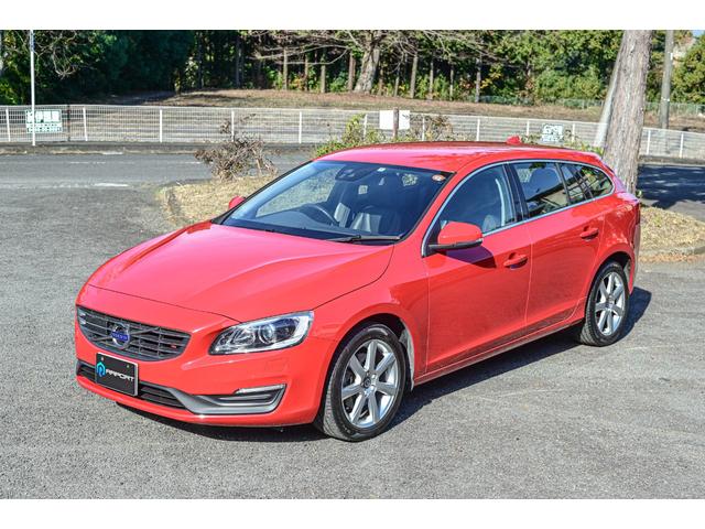 V60 D4 SE 純正ブラックレザーシート 前席パワーシート 前席シートヒーター ACC レーンキープ 衝突警報装置 純正ナビ バックカメラ ETC付き リアエンターテイメント ABS 盗難防止装置 車検R9/5まで(29枚目)