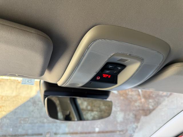 V60 D4 SE 純正ブラックレザーシート 前席パワーシート 前席シートヒーター ACC レーンキープ 衝突警報装置 純正ナビ バックカメラ ETC付き リアエンターテイメント ABS 盗難防止装置 車検R9/5まで(54枚目)