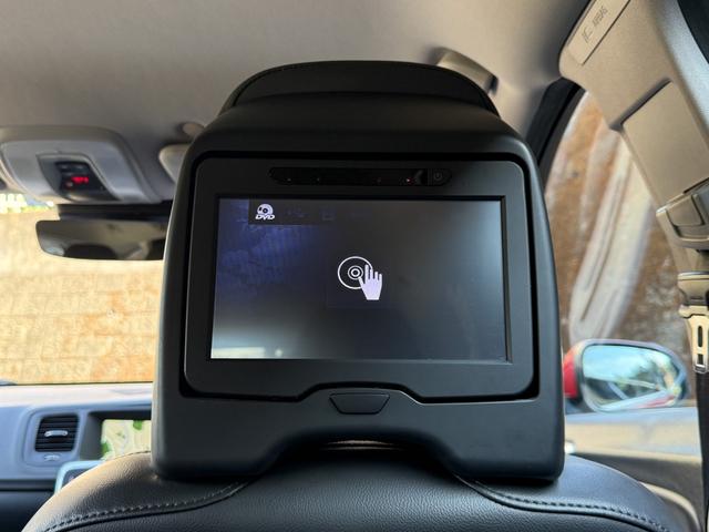 V60 D4 SE 純正ブラックレザーシート 前席パワーシート 前席シートヒーター ACC レーンキープ 衝突警報装置 純正ナビ バックカメラ ETC付き リアエンターテイメント ABS 盗難防止装置 車検R9/5まで(57枚目)