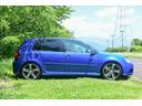 Ｒ３２　３．２Ｌ　Ｖ６　ＮＡ＋４ＷＤ、６速ＤＳＧ　クルーズコントロール、ＫＯＮＩ製車高調、ＢＬＵＥＷＡＶＥマフラー、ゴルフＶＩＩ　Ｒ用純正流用１８インチアルミホイール、ＥＴＣ、カロッツェリア製ナビ、ＴＶ、ＣＤ（13枚目）