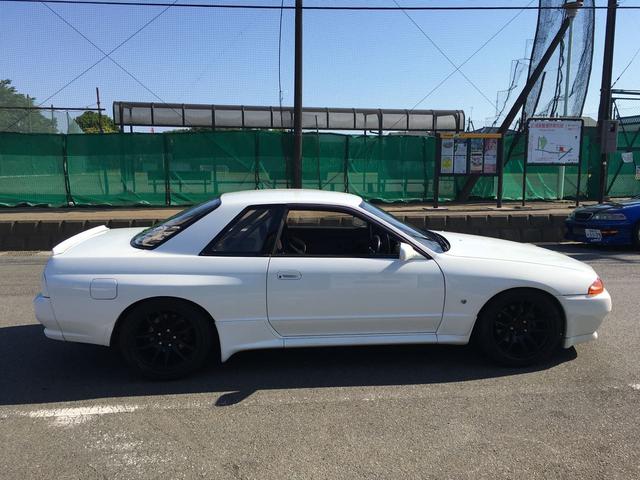 スカイライン ＧＴ－Ｒ　ＲＢ２８　ＨＫＳ６速　ＧＴＩＩＩ５Ｒターボ（6枚目）