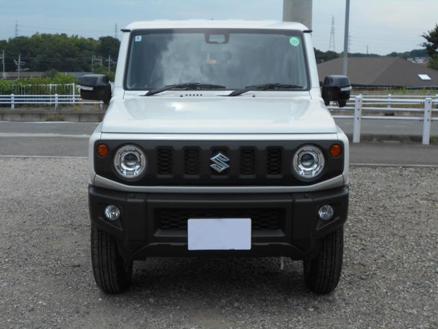 ジムニー ＸＣ　ＡＴ　４型　届出済未使用車　セーフティサポート　ＬＥＤヘットライト　フォグランプ　キーレスプッシュスタート（2枚目）