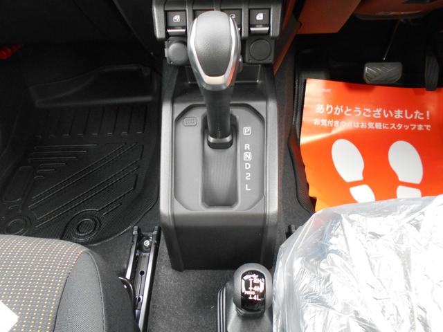 ジムニー ＸＣ　ＡＴ　４型　届出済未使用車　セーフティサポート　ＬＥＤヘットライト　フォグランプ　キーレスプッシュスタート（16枚目）