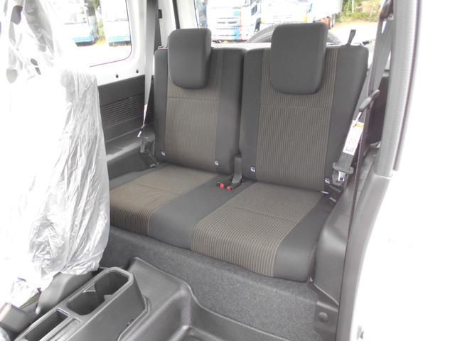 ジムニー ＸＣ　ＡＴ　４型　届出済未使用車　セーフティサポート　ＬＥＤヘットライト　フォグランプ　キーレスプッシュスタート（23枚目）