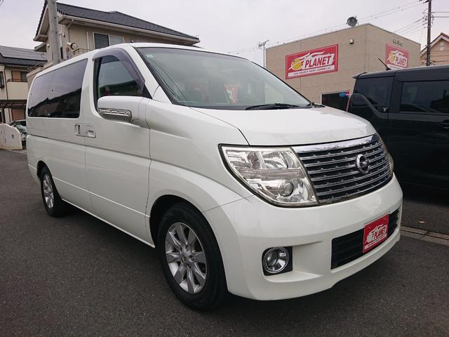 エルグランド Ｘ　３．５Ｌ　両側オートスライドドア　リヤエンターテイメント　地デジ　純正アルミ　レグノタイヤ　８人乗り　バック・サイドカメラ（8枚目）