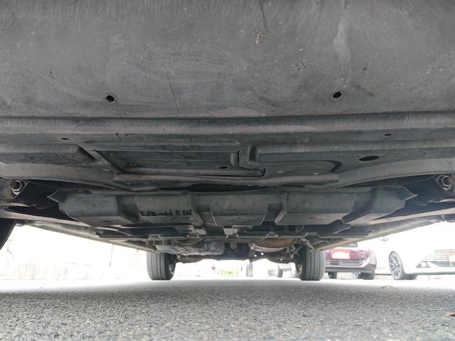 エルグランド Ｘ　３．５Ｌ　両側オートスライドドア　リヤエンターテイメント　地デジ　純正アルミ　レグノタイヤ　８人乗り　バック・サイドカメラ（11枚目）