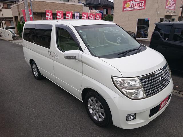 エルグランド Ｘ　３．５Ｌ　両側オートスライドドア　リヤエンターテイメント　地デジ　純正アルミ　レグノタイヤ　８人乗り　バック・サイドカメラ（12枚目）