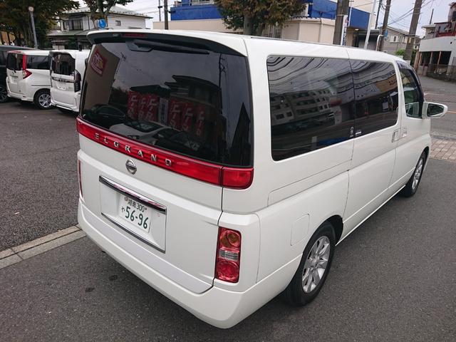 エルグランド Ｘ　３．５Ｌ　両側オートスライドドア　リヤエンターテイメント　地デジ　純正アルミ　レグノタイヤ　８人乗り　バック・サイドカメラ（15枚目）
