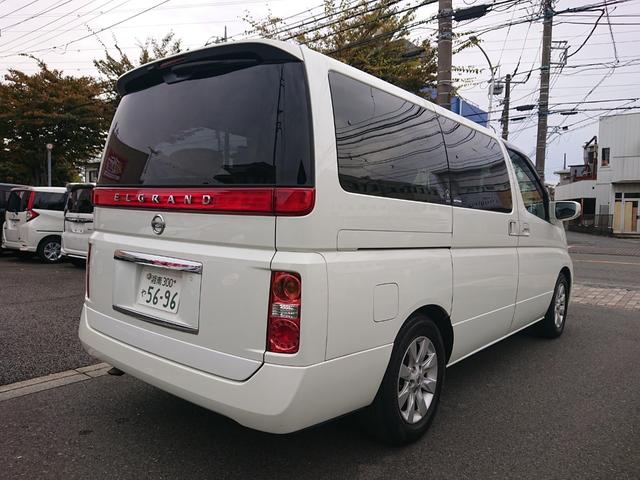 エルグランド Ｘ　３．５Ｌ　両側オートスライドドア　リヤエンターテイメント　地デジ　純正アルミ　レグノタイヤ　８人乗り　バック・サイドカメラ（16枚目）